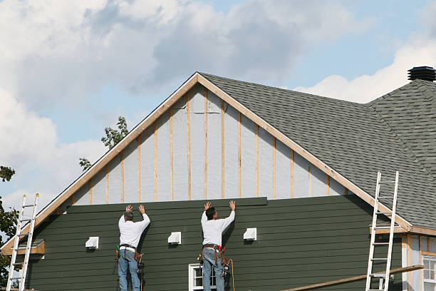 Professional Siding Contractor technician working in Davidsville, PA